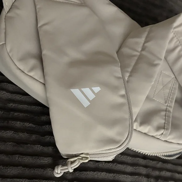 Adidas Alumina Grey Crossbody Bag with Logo - Picture 10 of 14